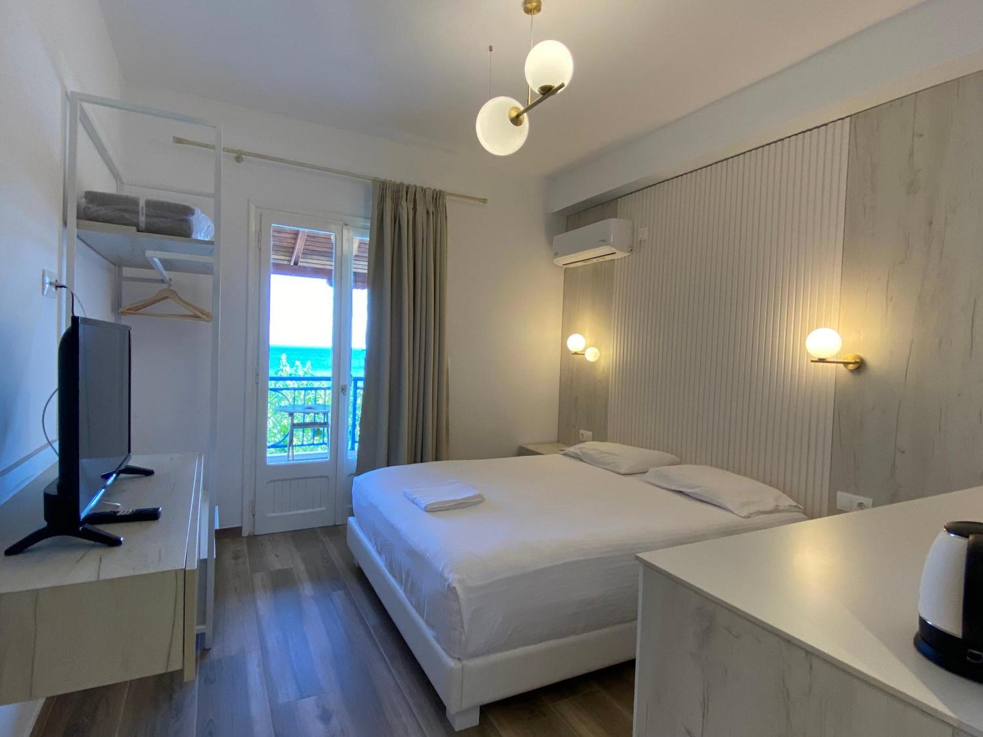 Nostos Hotel Patitíri Kültér fotó