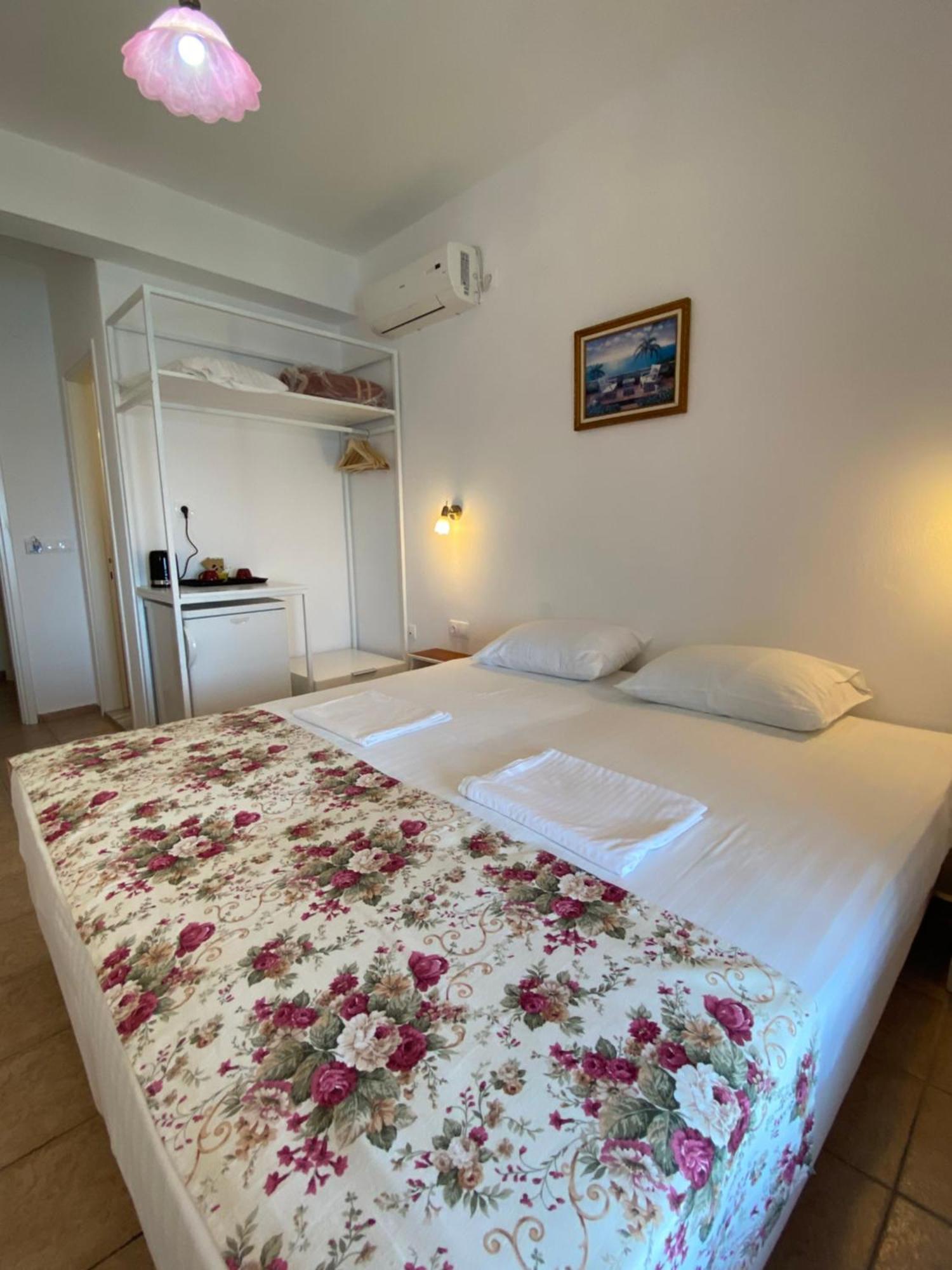 Nostos Hotel Patitíri Kültér fotó