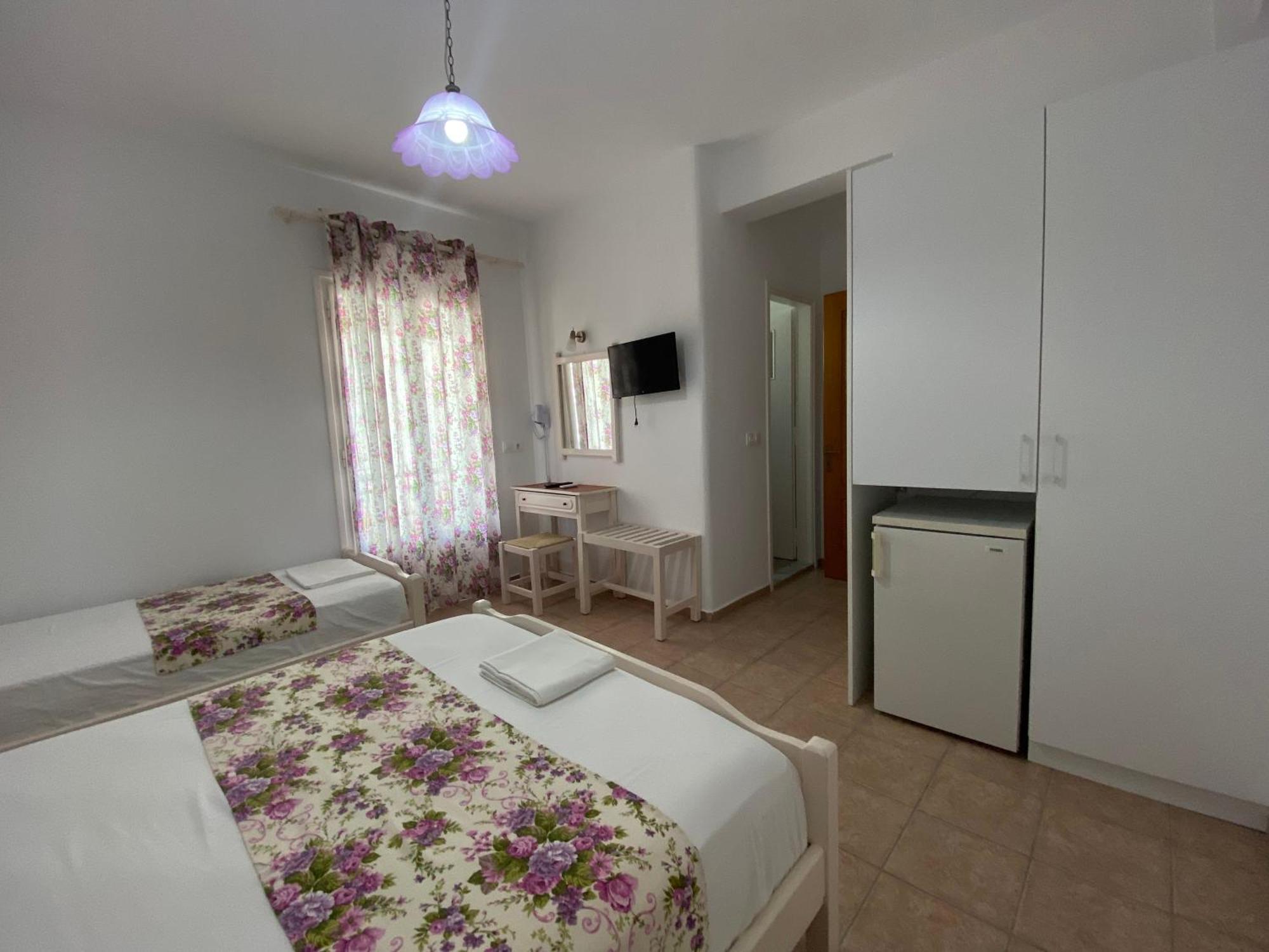 Nostos Hotel Patitíri Kültér fotó