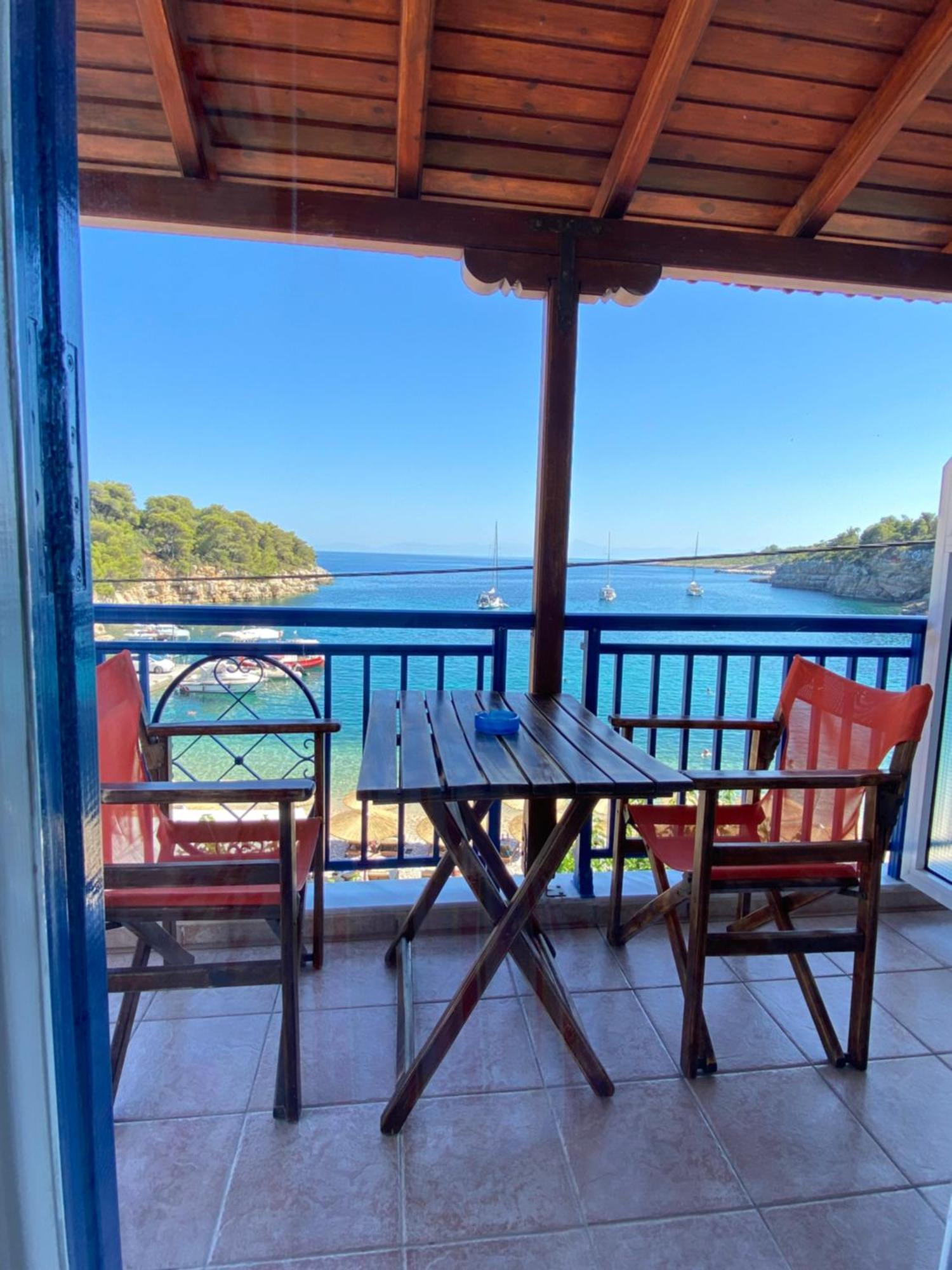 Nostos Hotel Patitíri Kültér fotó